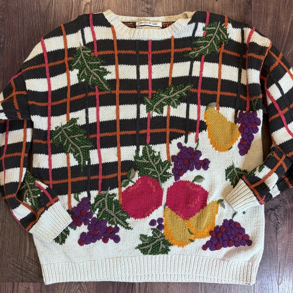 Vintage cottagecore hand knit Sweater